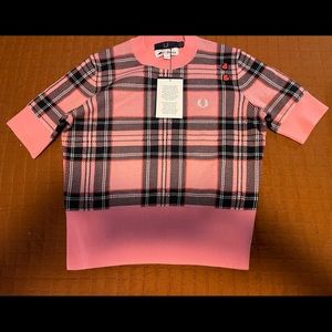 Cute Fred Perry sweater.